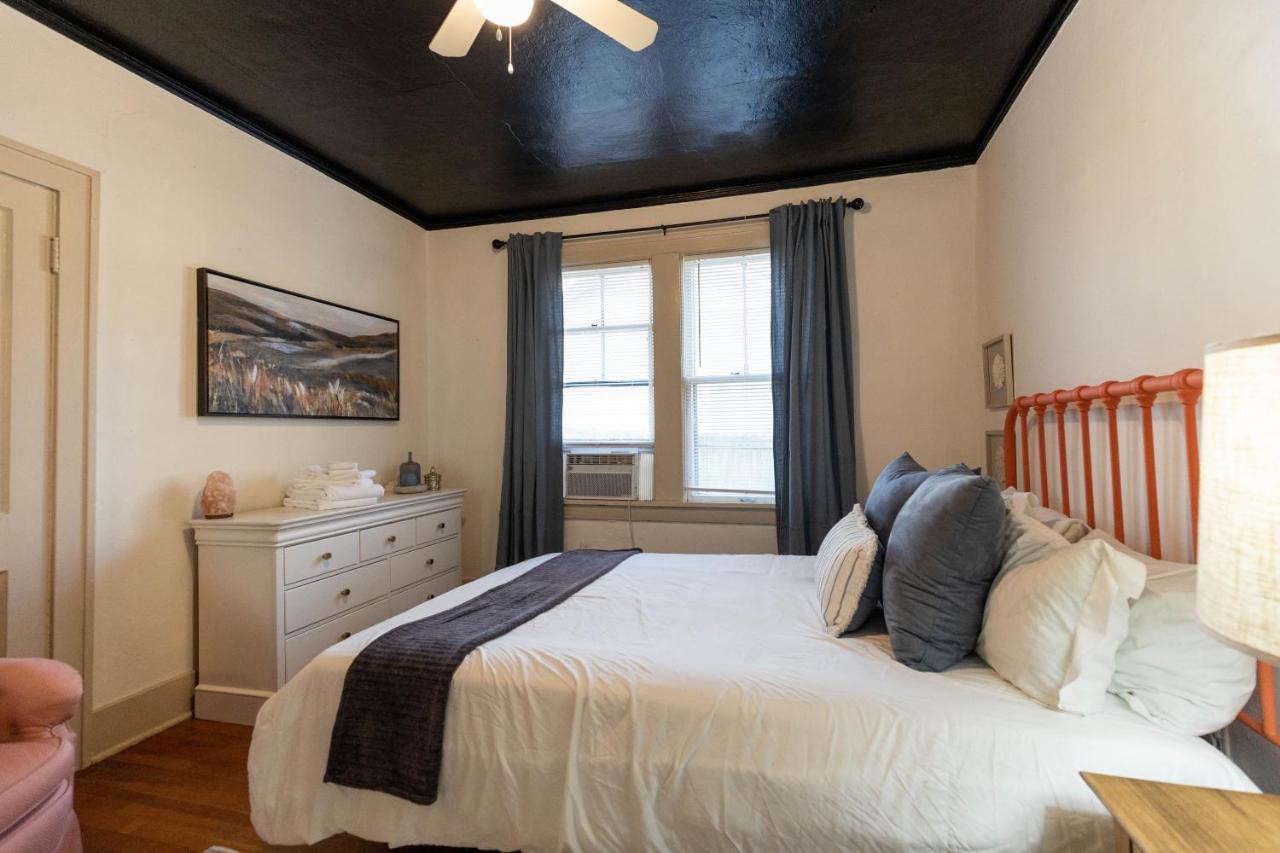 فيلا Historic Revival Midtown Memphis Duplex 64 Yes Pets Fast Wifi Free Parking المظهر الخارجي الصورة