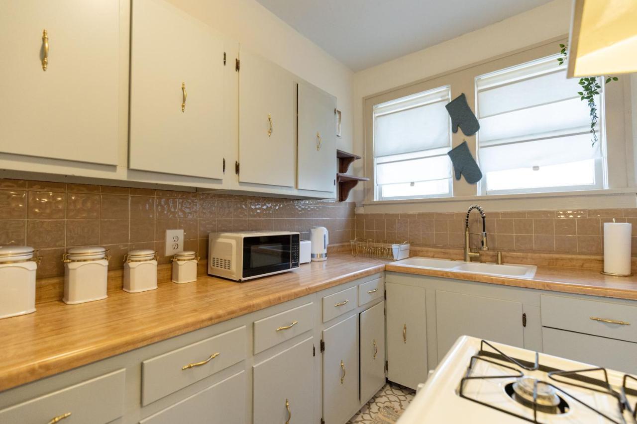 فيلا Historic Revival Midtown Memphis Duplex 64 Yes Pets Fast Wifi Free Parking المظهر الخارجي الصورة