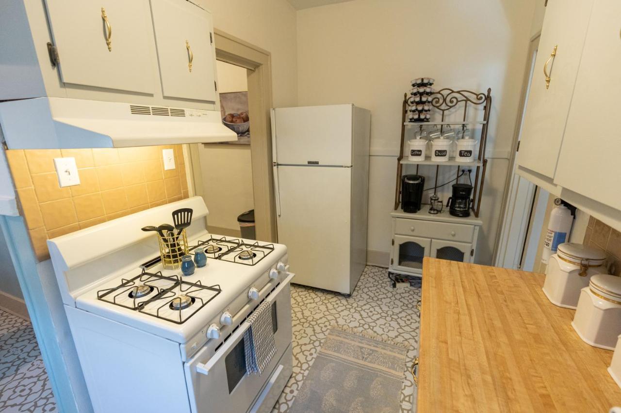 فيلا Historic Revival Midtown Memphis Duplex 64 Yes Pets Fast Wifi Free Parking المظهر الخارجي الصورة